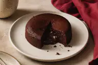 Individual chocolate cake with a molten centre